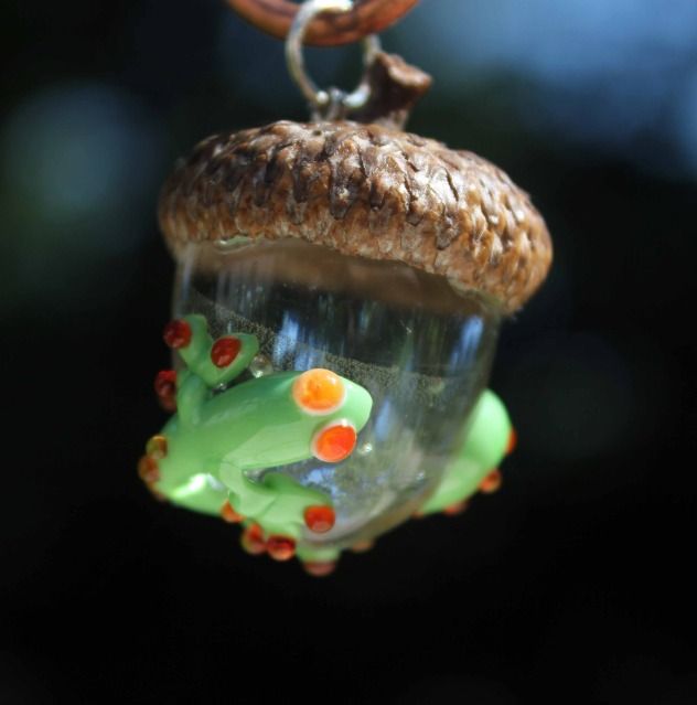 Obsess:  Glass Acorn with Gecko