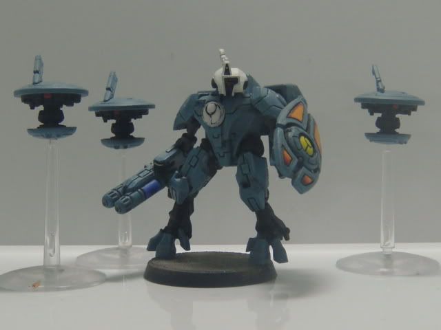Forum Image: http://i212.photobucket.com/albums/cc142/deadeyemike/Tau/CommanderwithTLPlasmaRiflesShieldGe.jpg