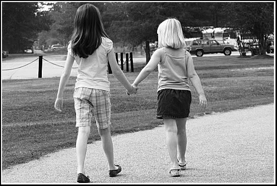 IMAGE: http://i212.photobucket.com/albums/cc156/Crissy7682/IMG_0272editborder.jpg