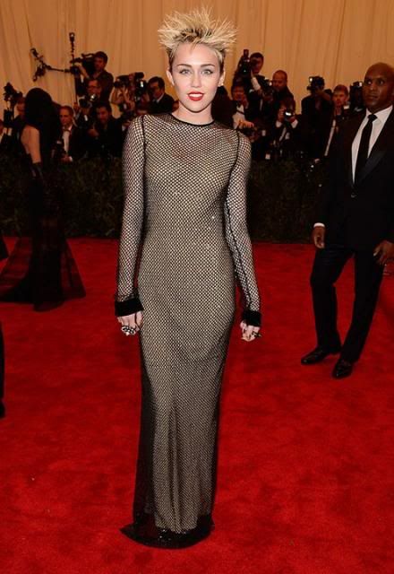 photo cd1b2a6c-b433-43df-9c3b-8ff5eb3566fc_MileyCyrus.jpg