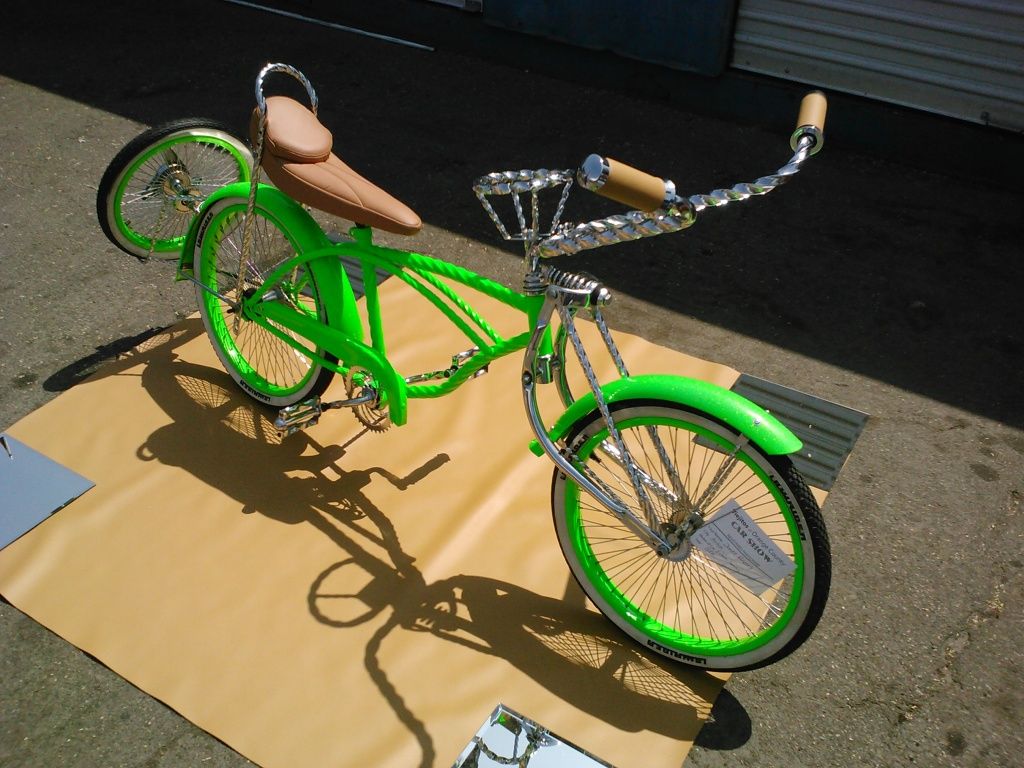 Chrysler lowrider bike #3