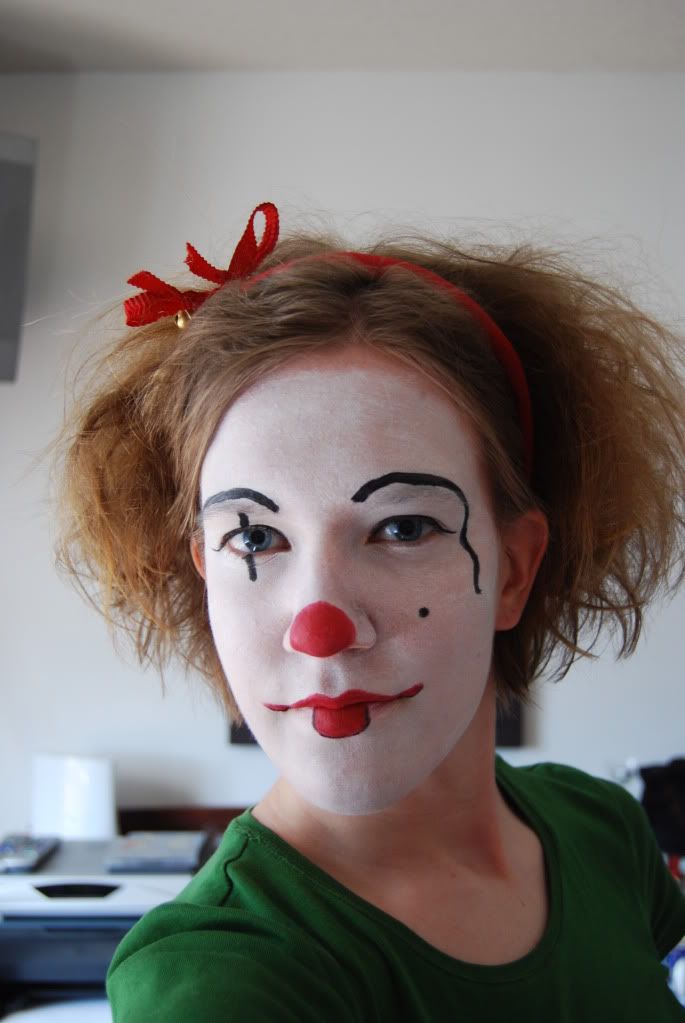 clown faces makeup. Anyways, here#39;s my clown face,