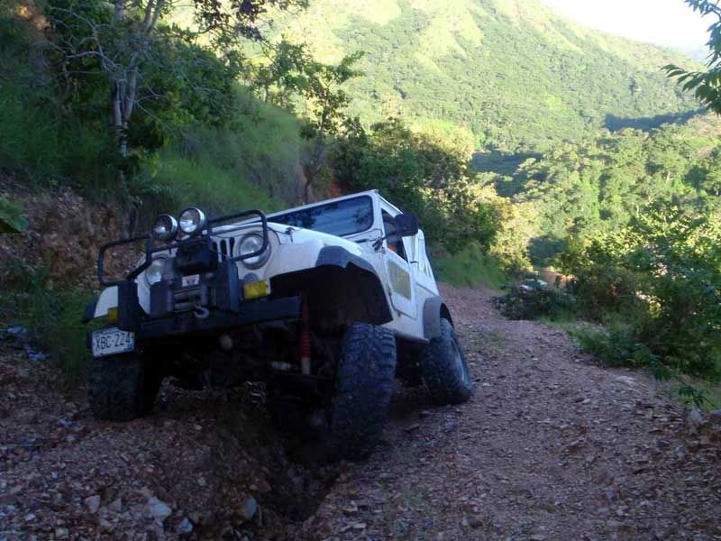 JEEPEXP020.jpg