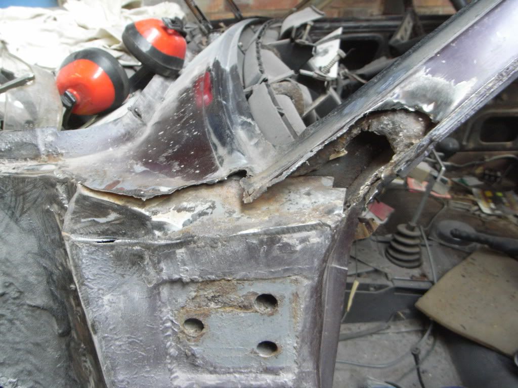 tentandcar016.jpg