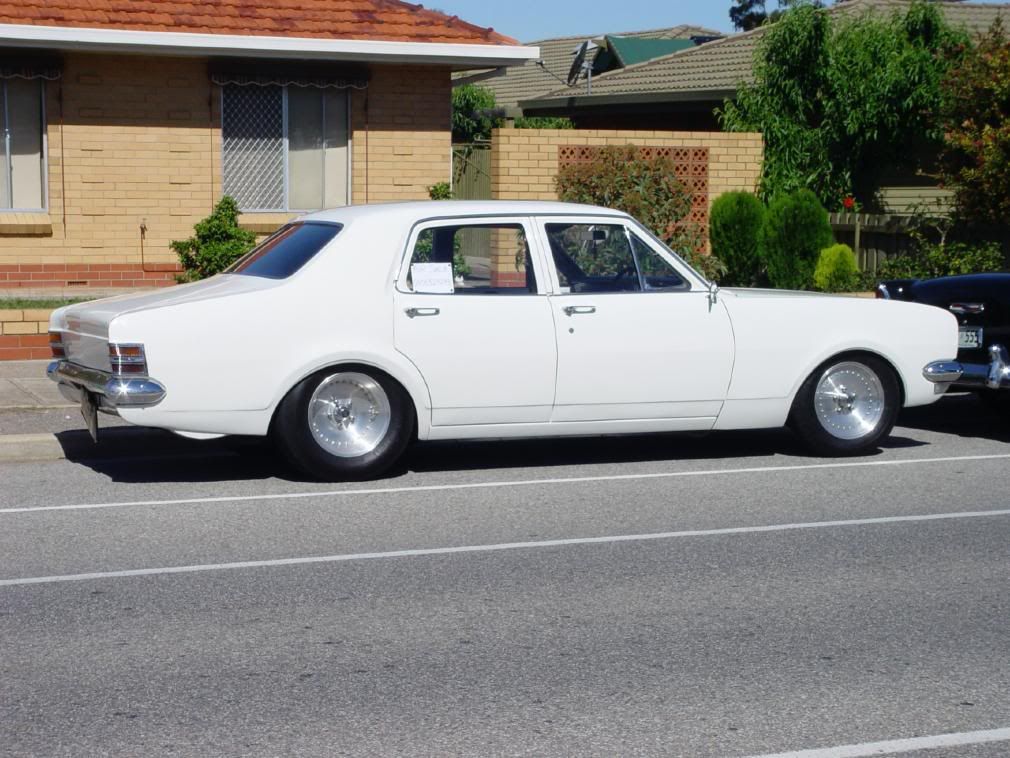 holden ht kingswood