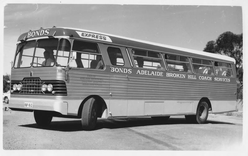 love-s-bus-service-albany-1975